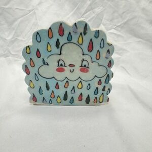 Studio artist Heidi Kenney pencil cup